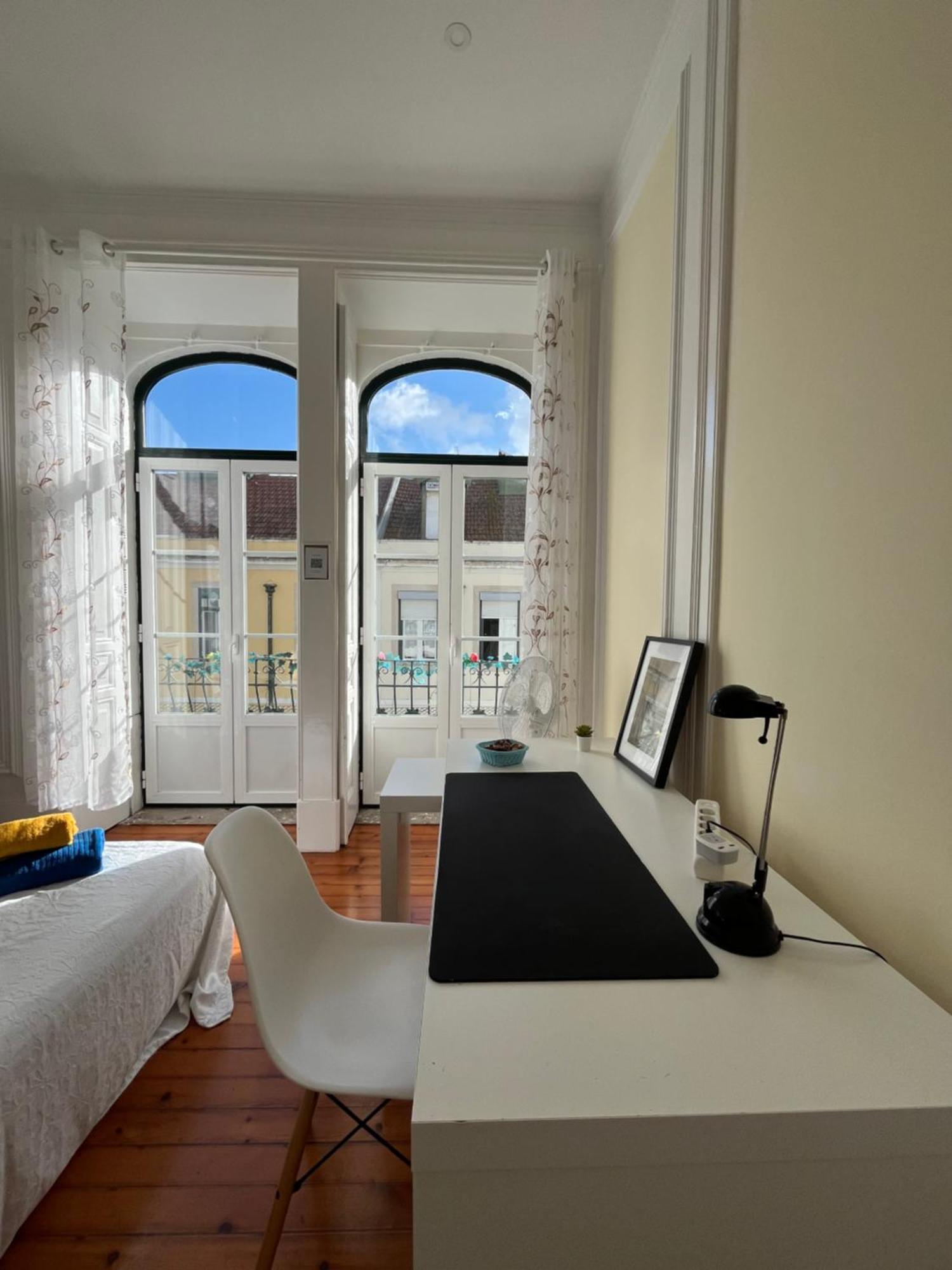 Quarto No Apartamento Pombal Lisboa Exterior photo